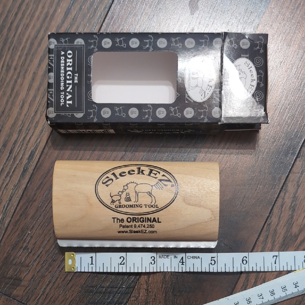 SleekEZ Grooming Tool with Wooden Handle